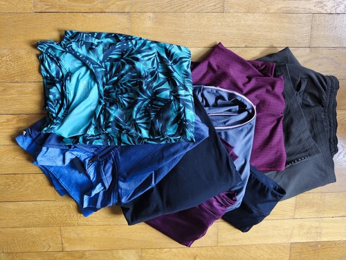 Paket mit div - ., sportsachen